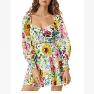 *Gorgeous, floral Alice + Olivia dress* Never worn. Perfect transitional piece!